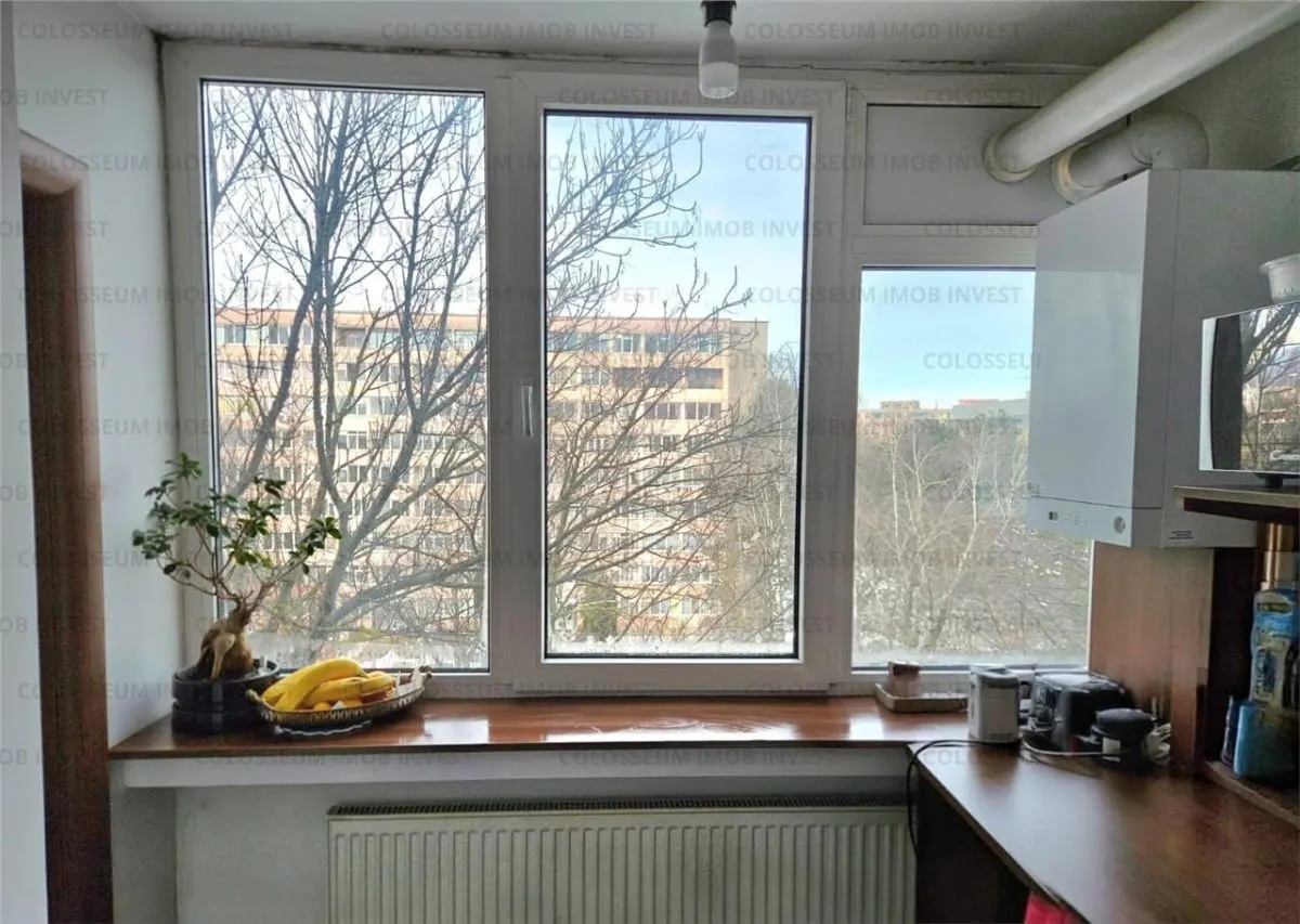 Apartament 3 camere, decomandat - zona Garii - foto 9