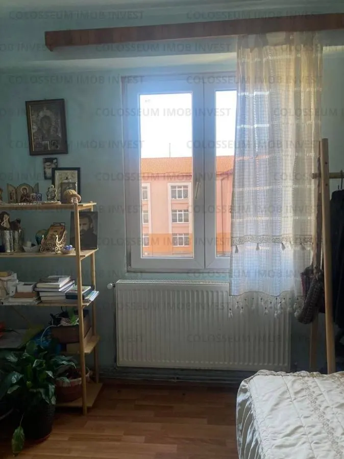 Apartament 2 camere, semidecomandat - zona Vlahuta - foto 5