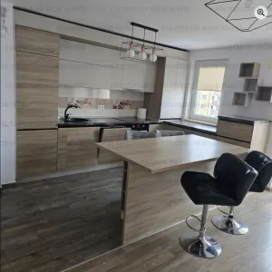 Apartament 2 camere, decomandat - zona Tractorul - foto 1