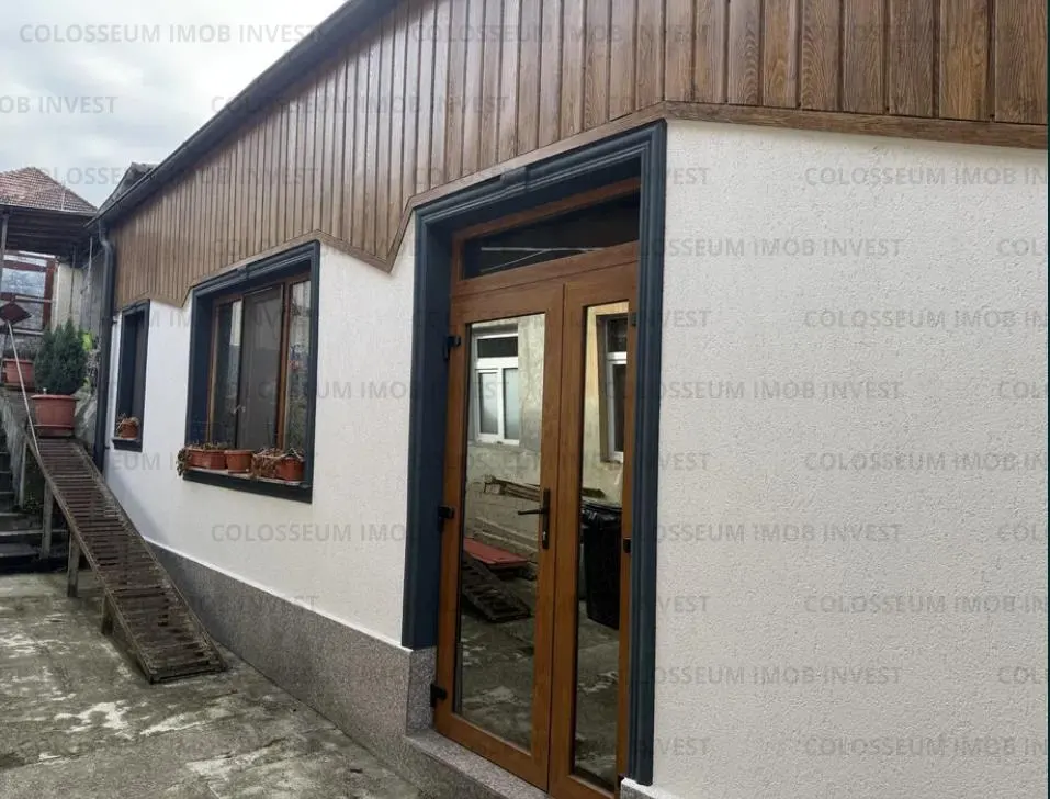 Apartament 3 camere, decomandat - zona Brasovul Vechi - foto 6