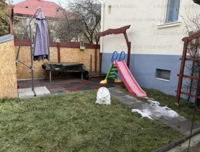 Apartament 3 camere, decomandat - zona Brasovul Vechi - foto 8