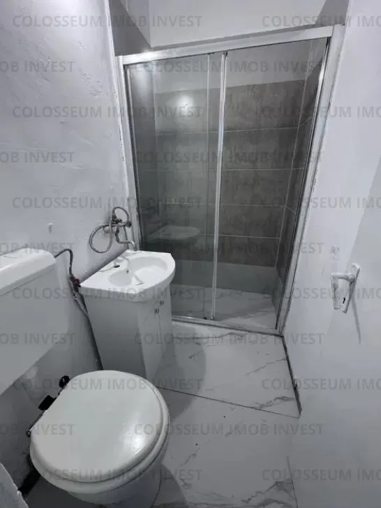 Apartament 2 camere, semidecomandat - zona Sacele - foto 7