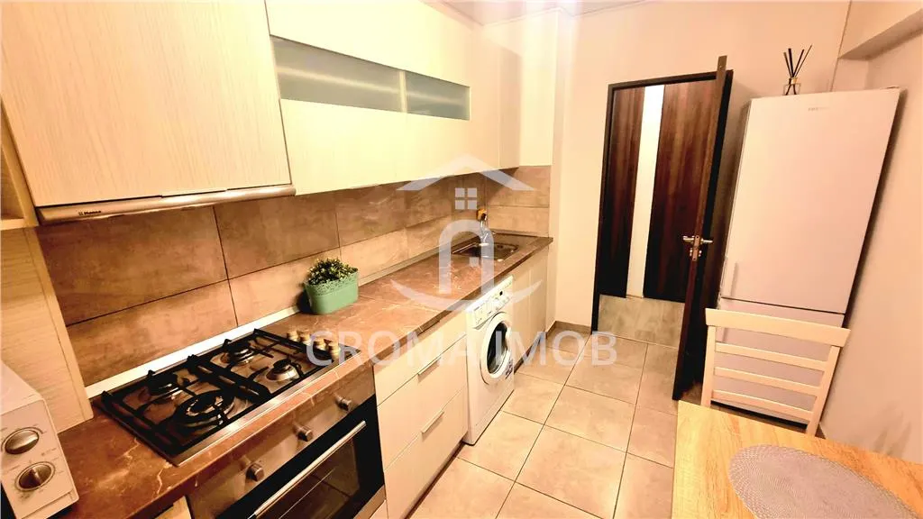 CromaImob Inchiriere apartament 2 camere, zona Republicii - Mega Image - foto 5