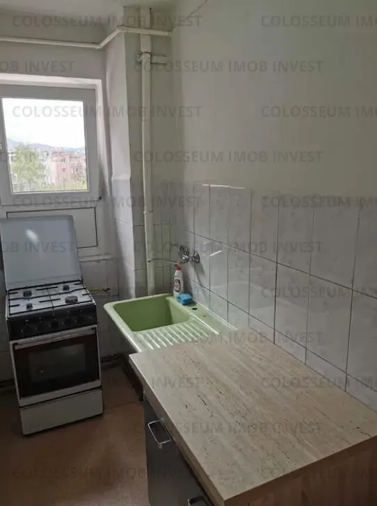 Apartament 2 camere, semidecomandat - zona Vlahuta - foto 5