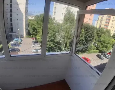 Apartament 2 camere, semidecomandat - zona Vlahuta - foto 8