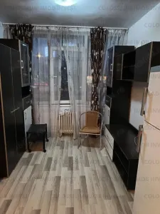 Camera de camin - zona Tractorul - Brasov
