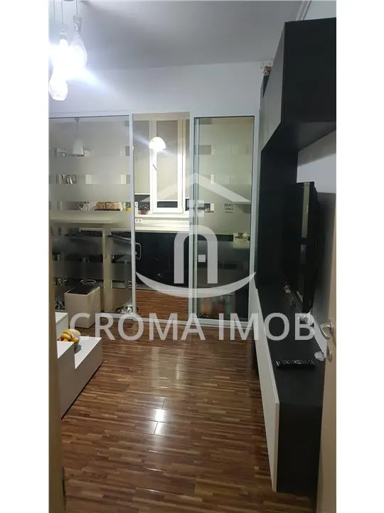 CromaImob Inchiriere apartament 3 camere, de lux, zona 9 Mai - foto 2
