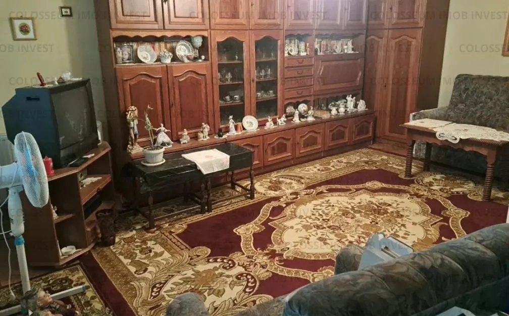 Apartament 3 camere, decomandat - zona Grivitei - foto 2