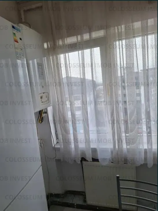 Apartament 2 camere, decomandat - zona Rulmentul - foto 4
