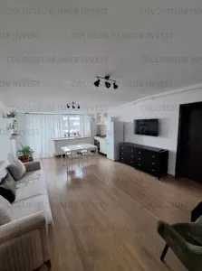 Apartament 2 camere, semidecomandat - zona Sanpetru - foto 1