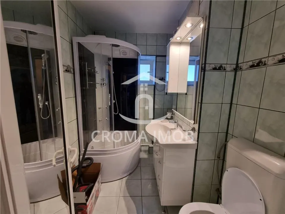 Inchiriere Apartament 3 camere Republicii - foto 12