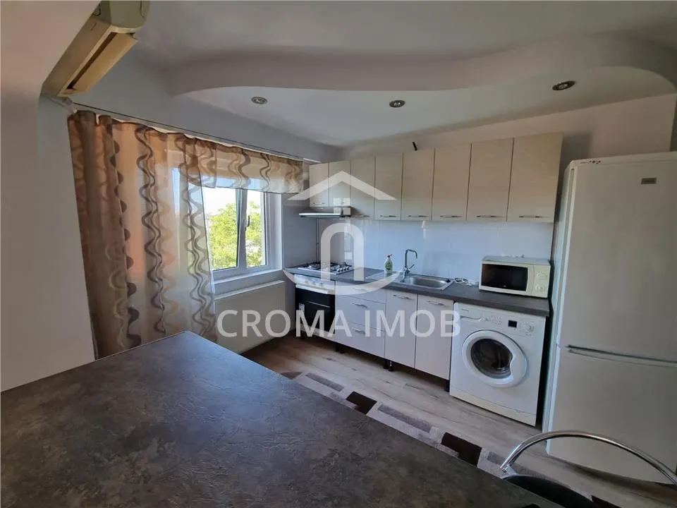 Inchiriere Apartament 3 camere Republicii - foto 4