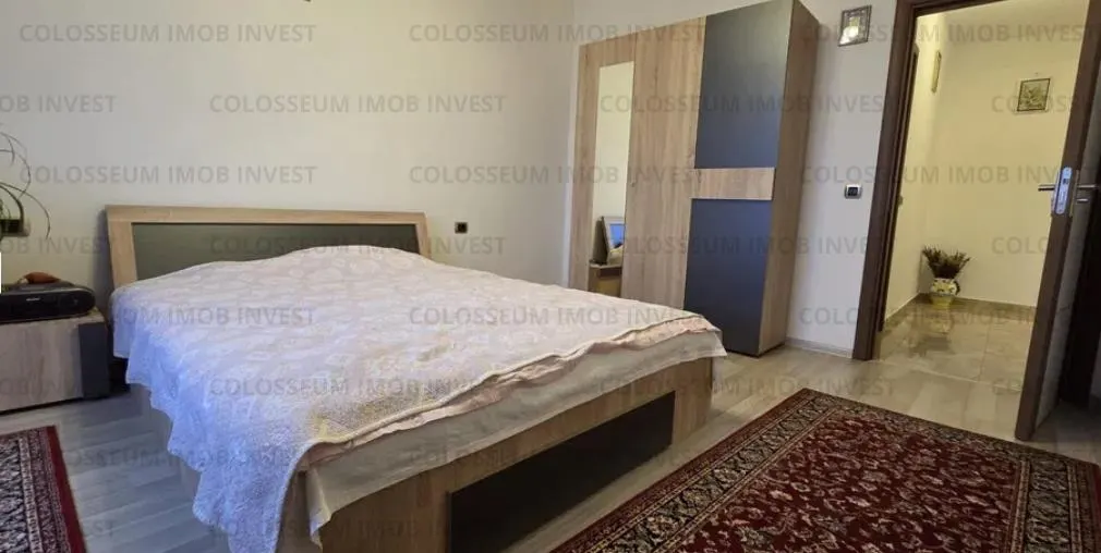 Apartament 2 camere, decomandat - zona Tractorul - foto 3