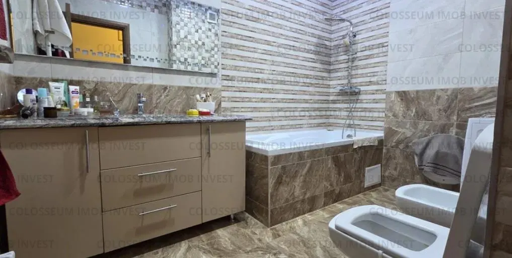 Apartament 2 camere, decomandat - zona Tractorul - foto 5