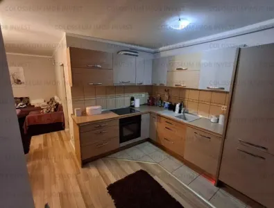 Apartament 3 camere, decomandat - zona Centrul Civic - foto 4