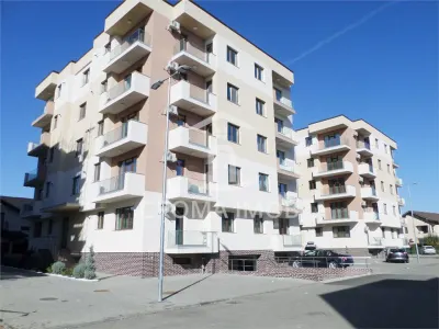 Inchiriere apartament 2 camere, zona Nord,  Cartier Albert - foto 18