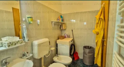Apartament 3 camere, semidecomandat - zona Garii - foto 7