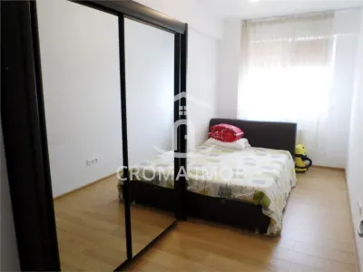 CromaImob Inchiriere apartament 3 camere, bloc nou, zona 9 Mai - foto 13