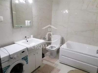CromaImob Inchiriere apartament 3 camere, bloc nou, zona 9 Mai - foto 14