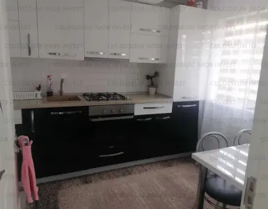 Apartament 3 camere, decomandat - zona Sanpetru - foto 5