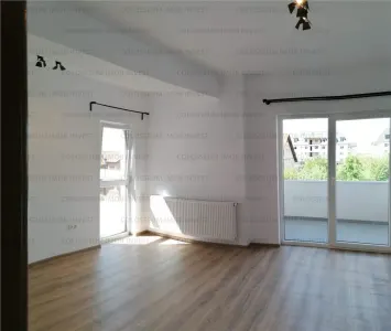 Apartament 2 camere, decomandat - zona Tractorul - foto 2