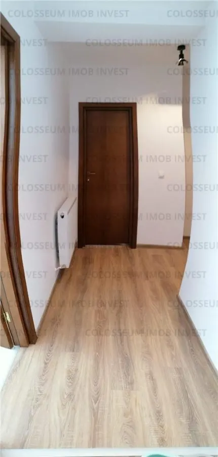 Apartament 2 camere, decomandat - zona Tractorul - foto 8