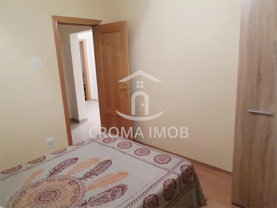 Inchiriere apartament 3 camere, Ultracentral, Ploiesti - foto 12
