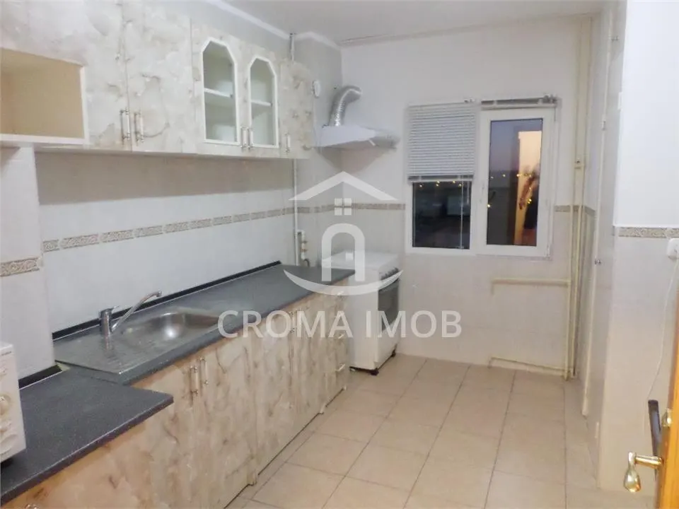 Inchiriere apartament 3 camere, Ultracentral, Ploiesti - foto 6