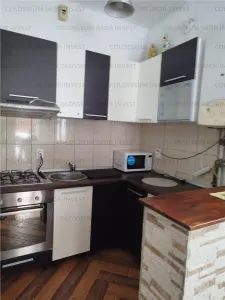 Garsoniera decomandata, zona Centrul Istoric - foto 3