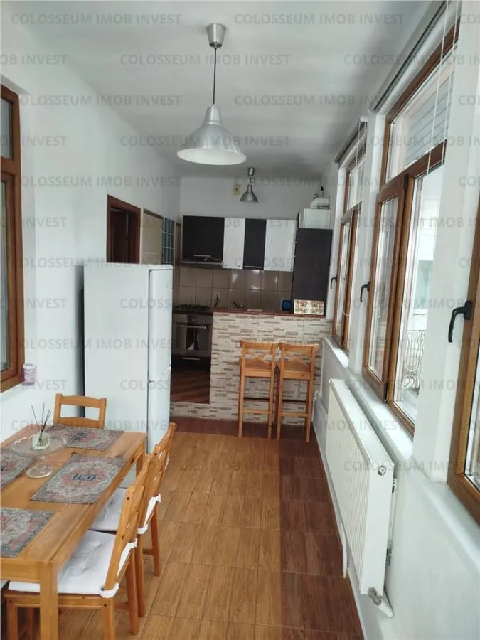 Garsoniera decomandata, zona Centrul Istoric - foto 5