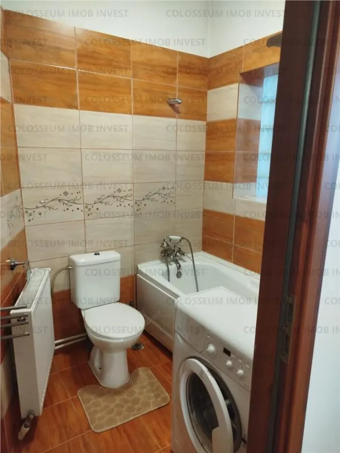 Garsoniera decomandata, zona Centrul Istoric - foto 6
