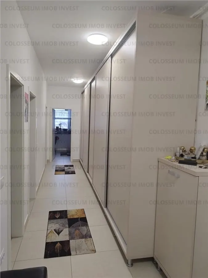 Apartament 2 camere,decomandat - zona Tractorul - foto 12