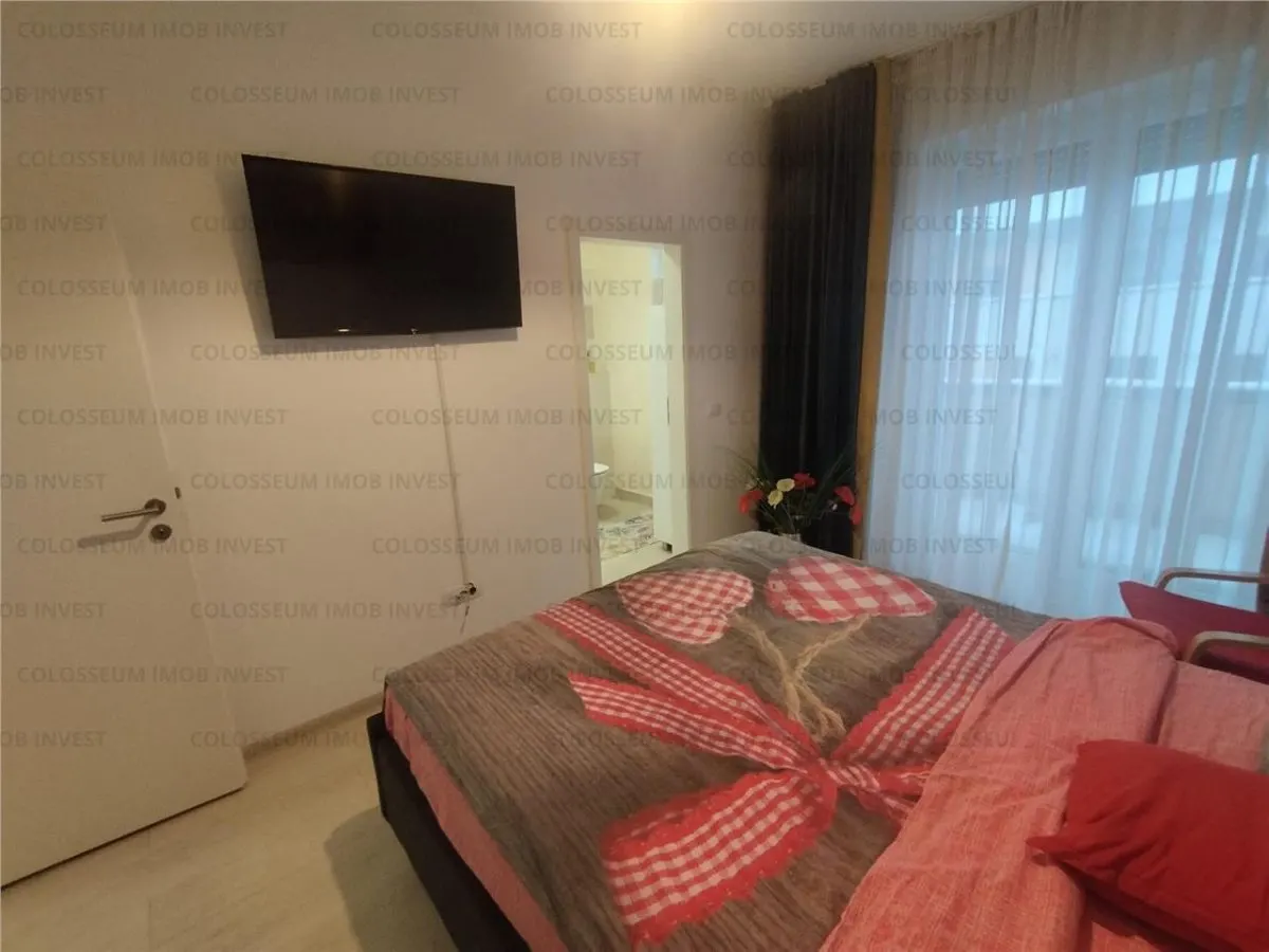 Apartament 2 camere,decomandat - zona Tractorul - foto 6