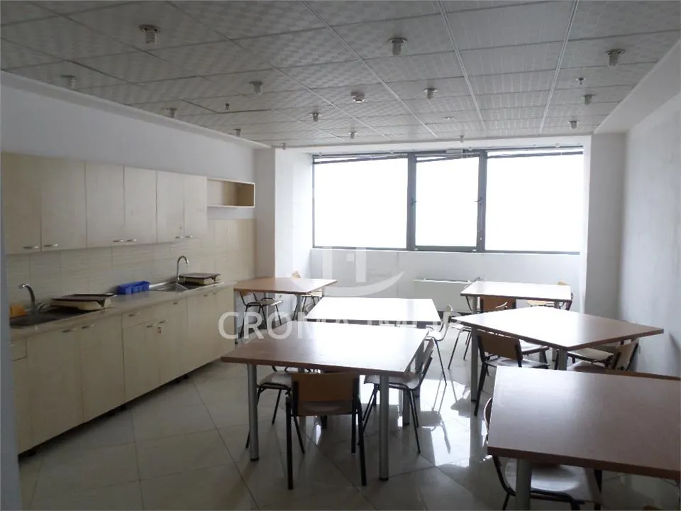 Spatii comerciale, 10 -12  Euro/mp Ploiesti - foto 12