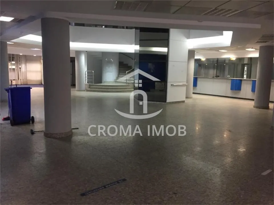 Inchiriere spatiu comercial Ploiesti ultracentral banca - foto 4
