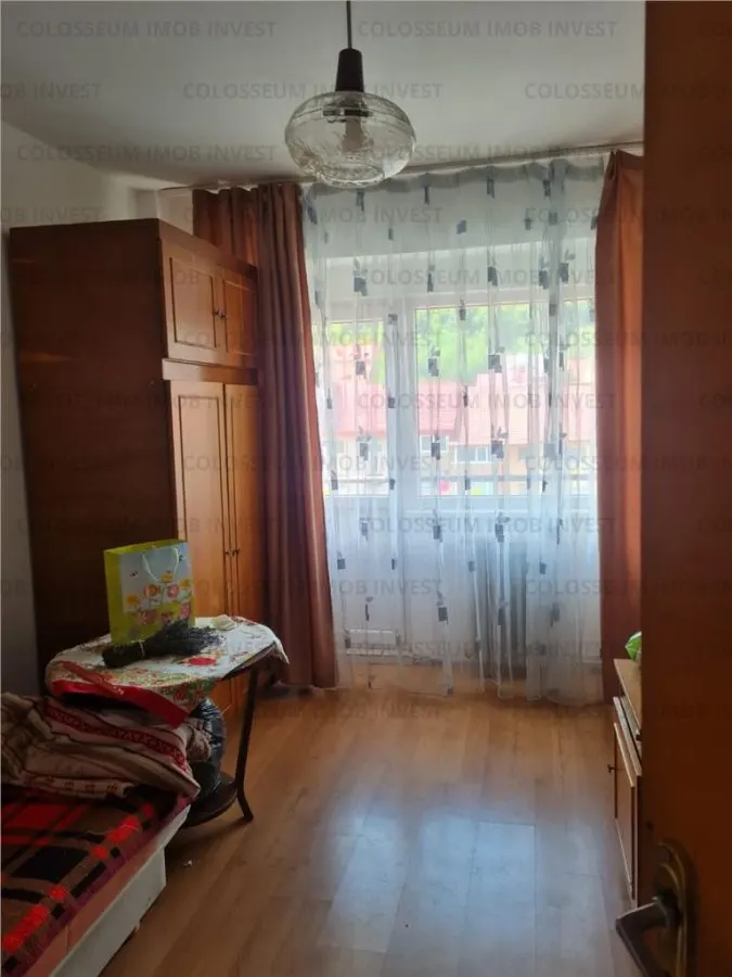 Apartament 3 camere, decomandat - zona Racadau - foto 11