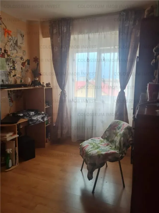 Apartament 3 camere, decomandat - zona Racadau - foto 4