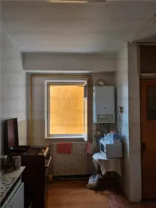 Apartament 3 camere, decomandat - zona Racadau - foto 7