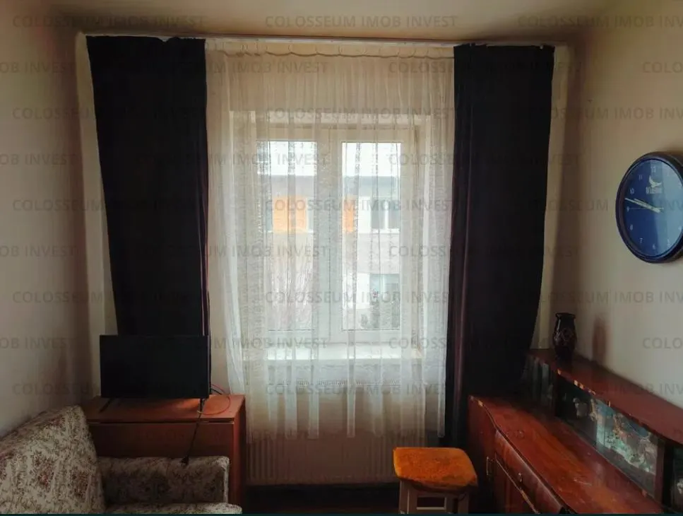 Apartament 2 camere, decomandat - zona Tractorul - foto 1