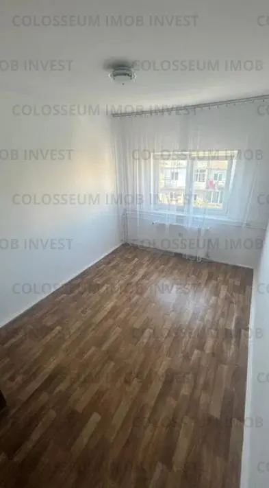 Camera de camin - zona Tractorul - foto 1