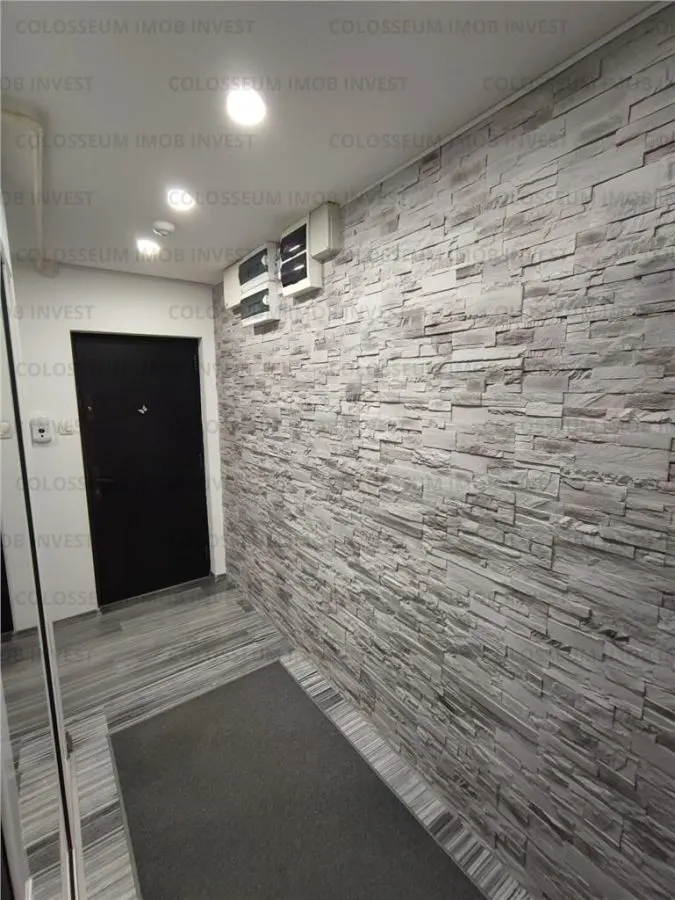 Apartament 3 camere, semidecomandat - zona Astra - foto 17