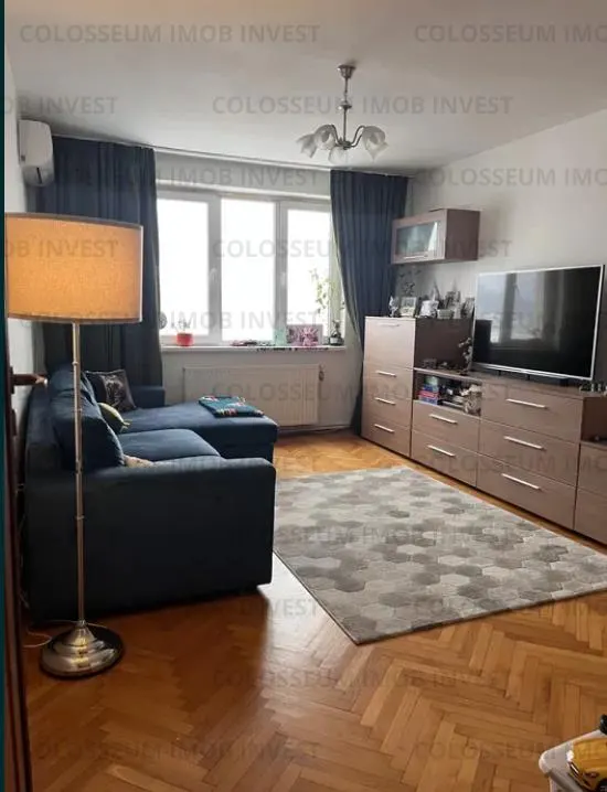 Apartament 3 camere, decomandat - zona Vlahuta - foto 3