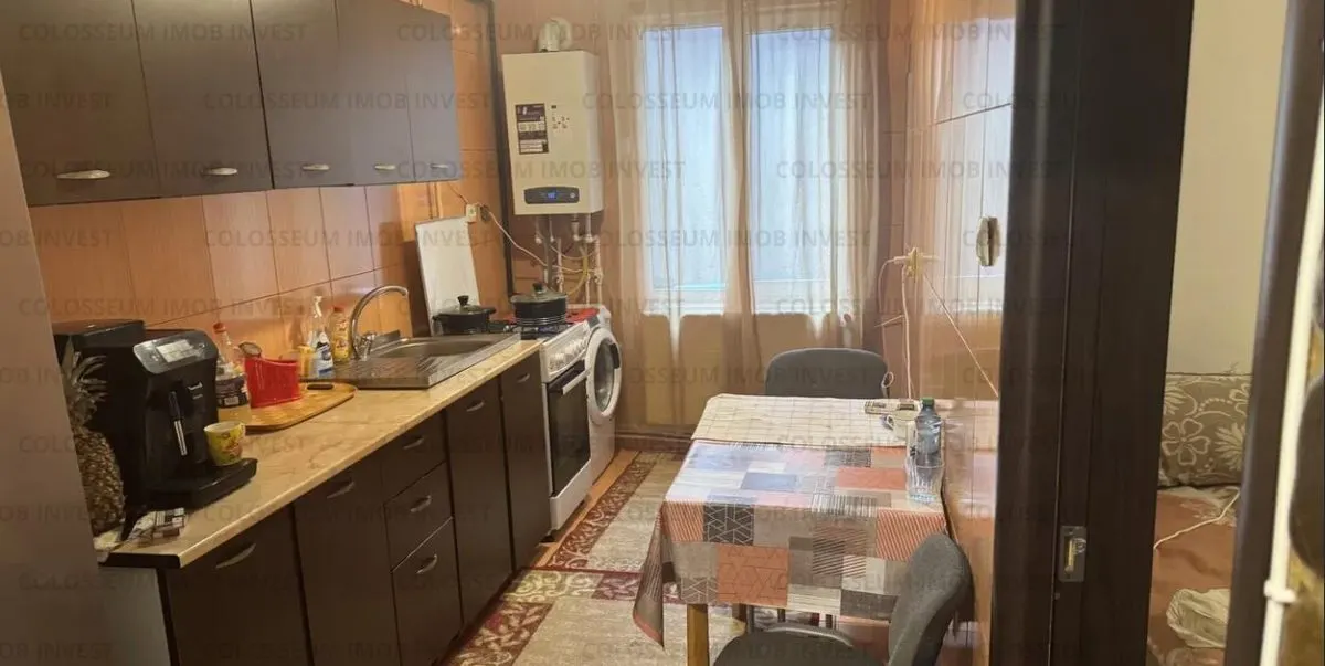 Apartament 2 camere, decomandat - zona Noua - foto 3
