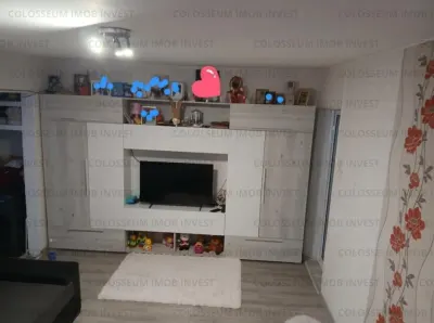 Apartament 2 camere, semidecomandat - zona Noua - Brasov