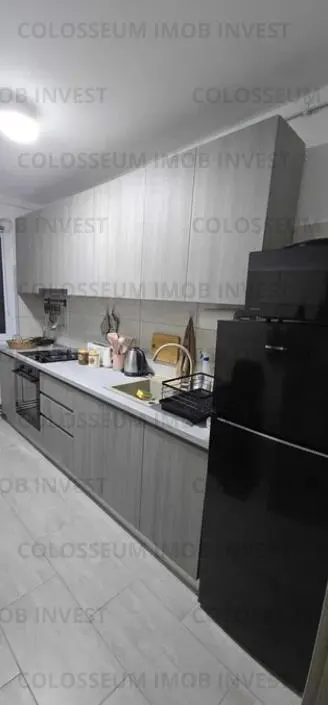 Apartament 2 camere, semidecomandat - zona Garii - foto 5