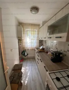 Apartament 2 camere, semidecomandat - zona Grivitei - foto 3