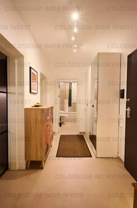 Apartament 2 camere, decomandat -  zona Cristian - foto 3