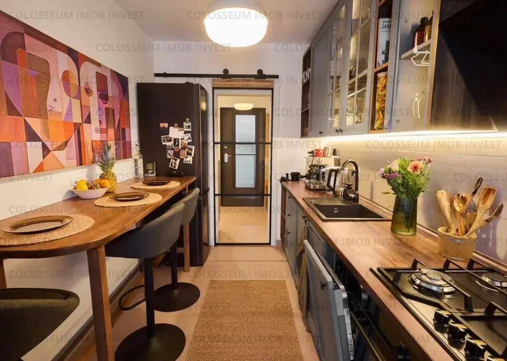 Apartament 2 camere, decomandat -  zona Cristian - foto 5
