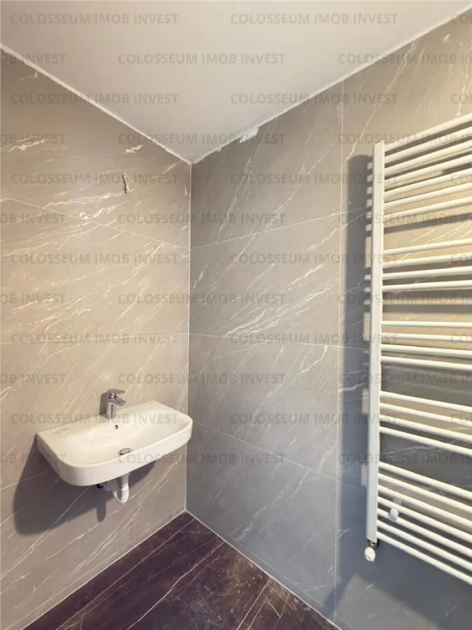 Apartament 2.5 camere+terasa 60mp- zona Tractorul - foto 5