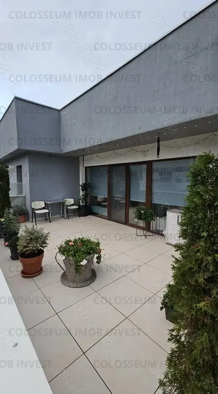 Penthouse cu 5 camere, decomandat - zona Noua - foto 9